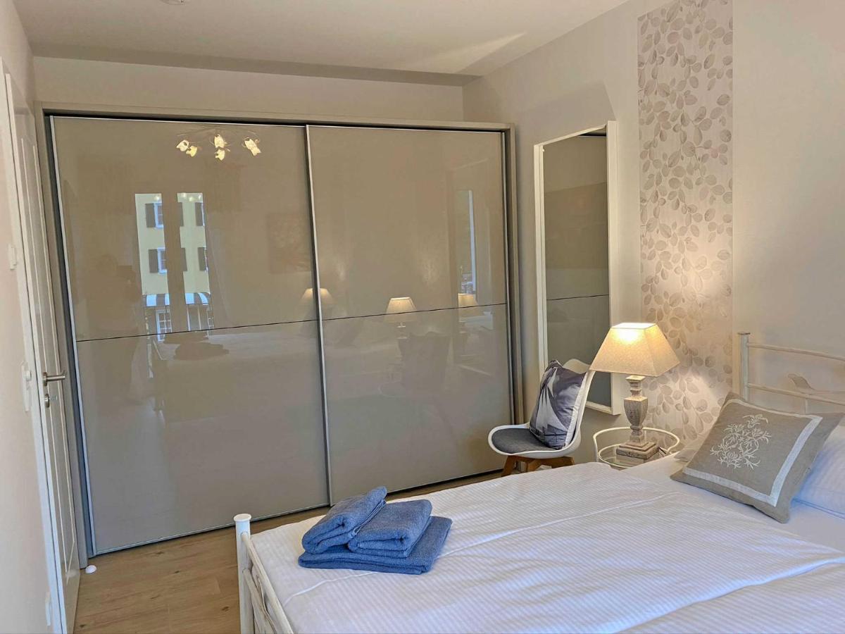 Ferienwohnung Vier Jahreszeiten Mi Baabe Buitenkant foto